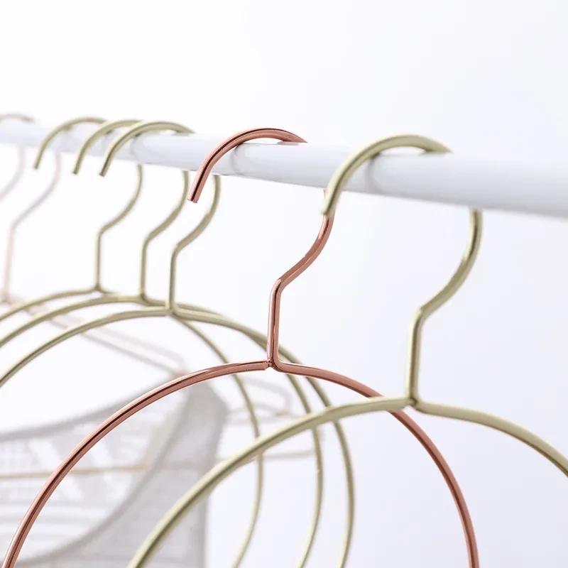 Versatile Square Round Hanger