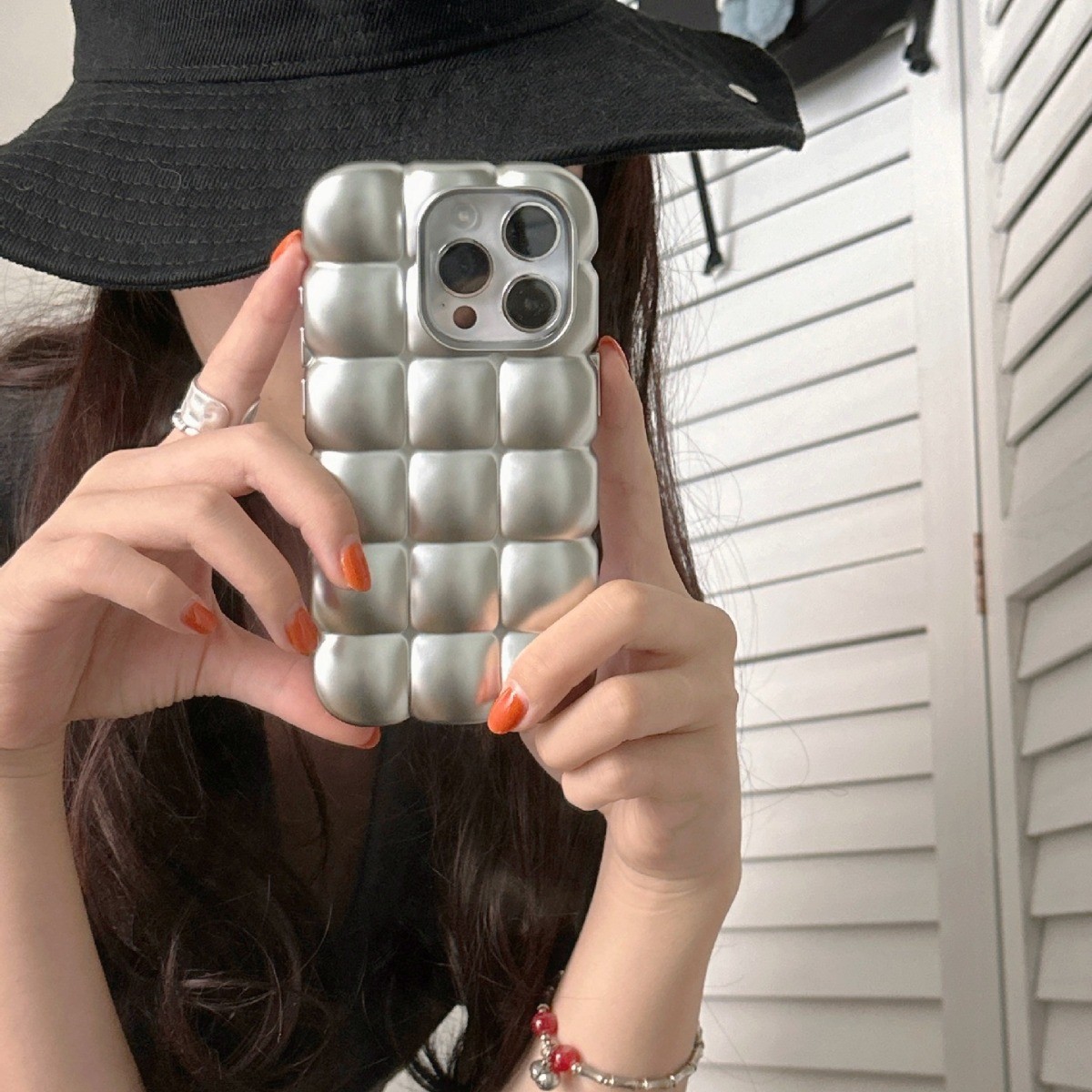 Electroplating Egg Waffle Matte Sliver Phone Case