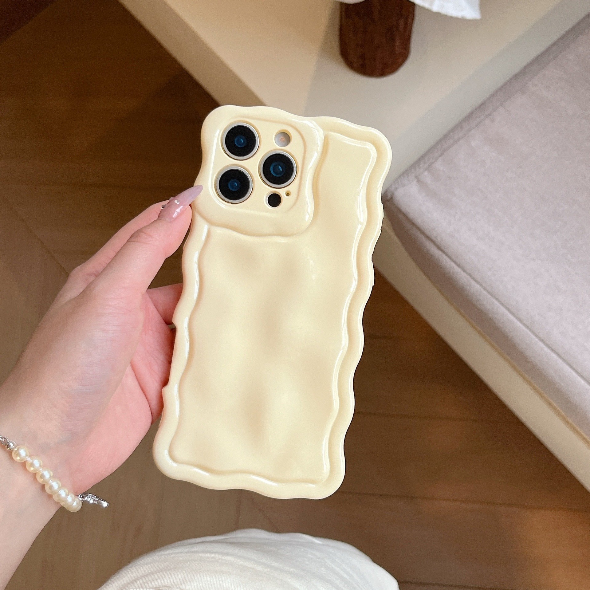 Ins Niche Water Ripple For 17pro Max Phone Case