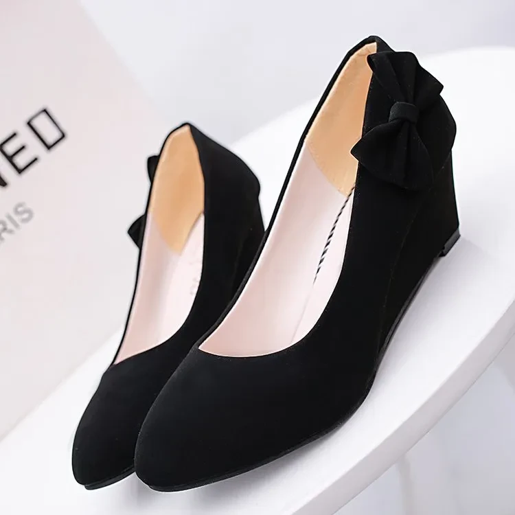 black wedge shoes
