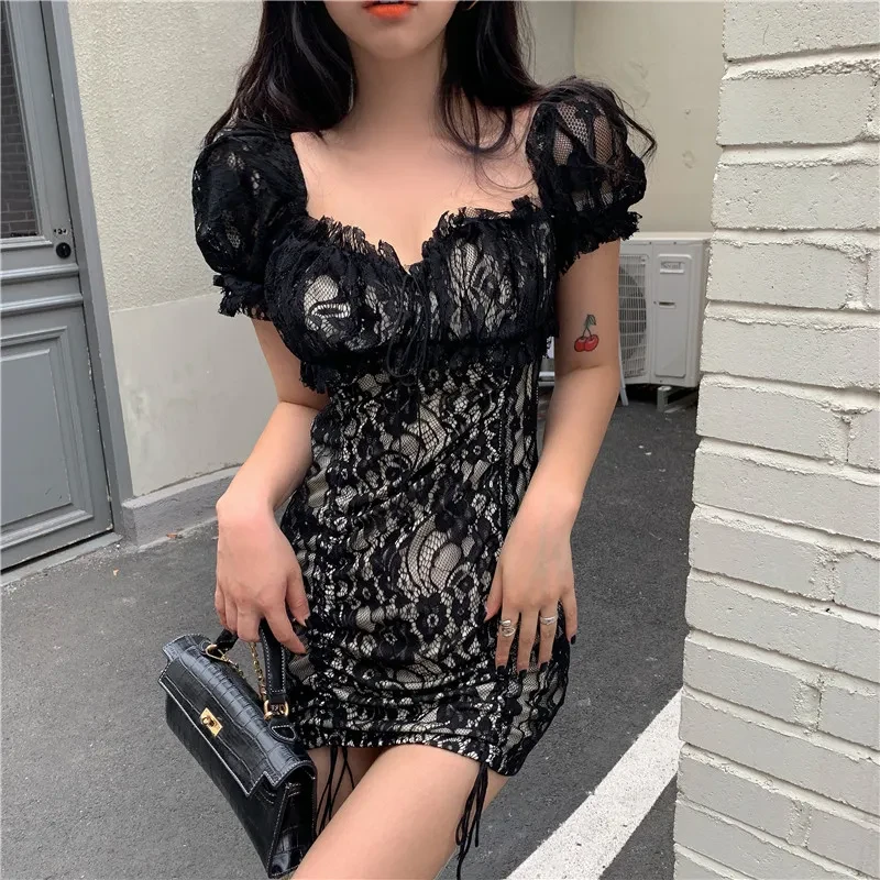 Dress Sweetheart Neckline