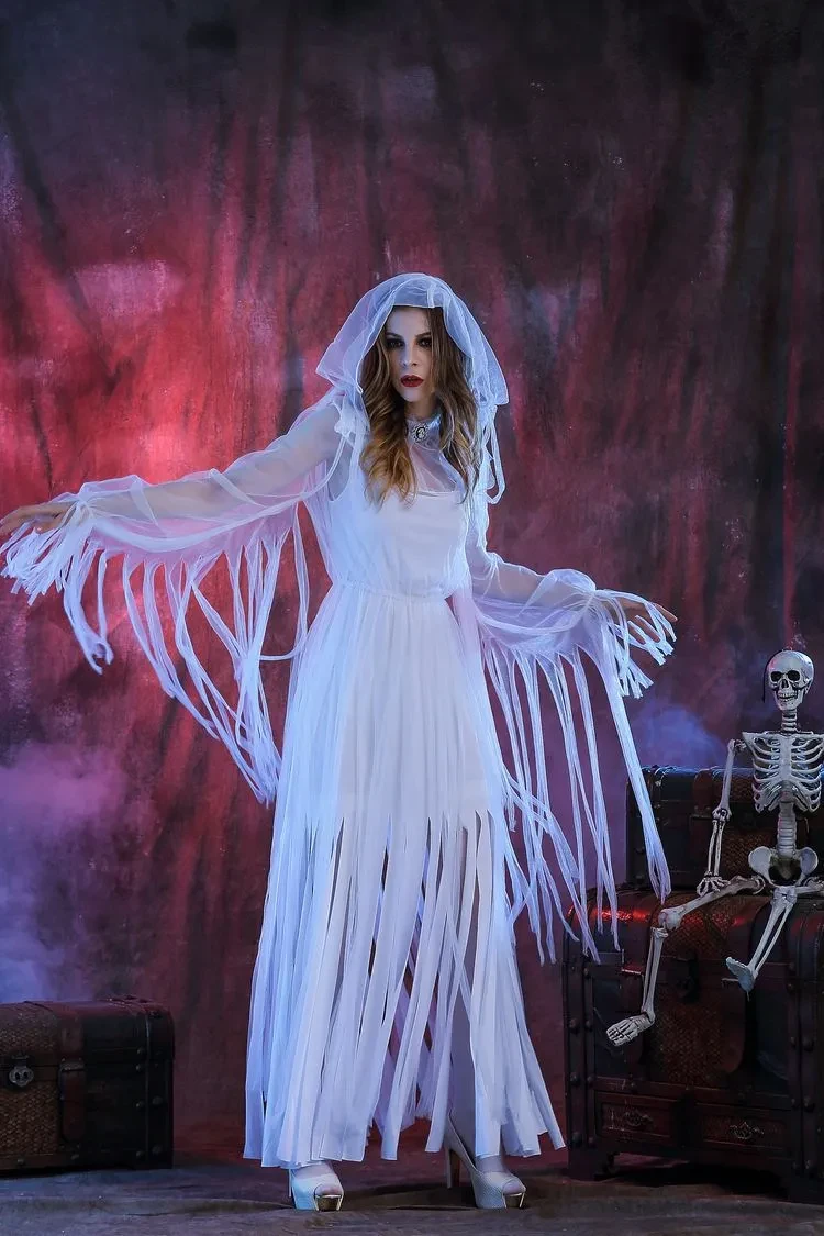 A Dead Bride Costume
