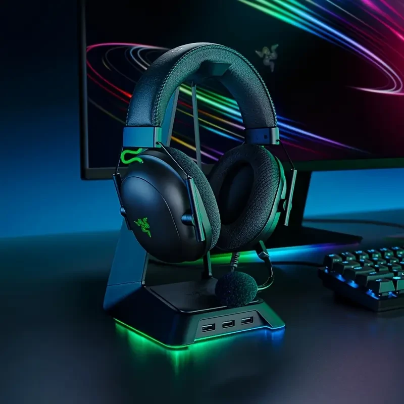 Razer BlackShark V2 Wired Gaming Headset with Passive Noise Cancellation and USB Sound Card