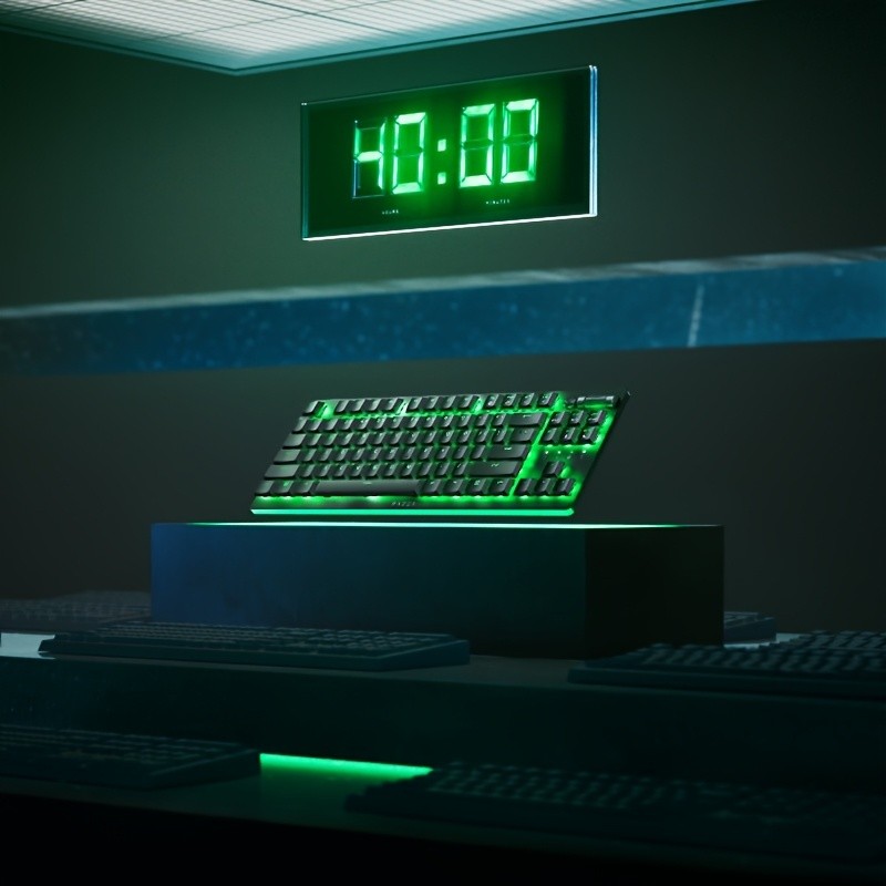 Razer DeathStalker V2 Pro Wireless Low-Profile Optical Gaming Keyboard  Ultra-Slim, Wireless, Chroma RGB