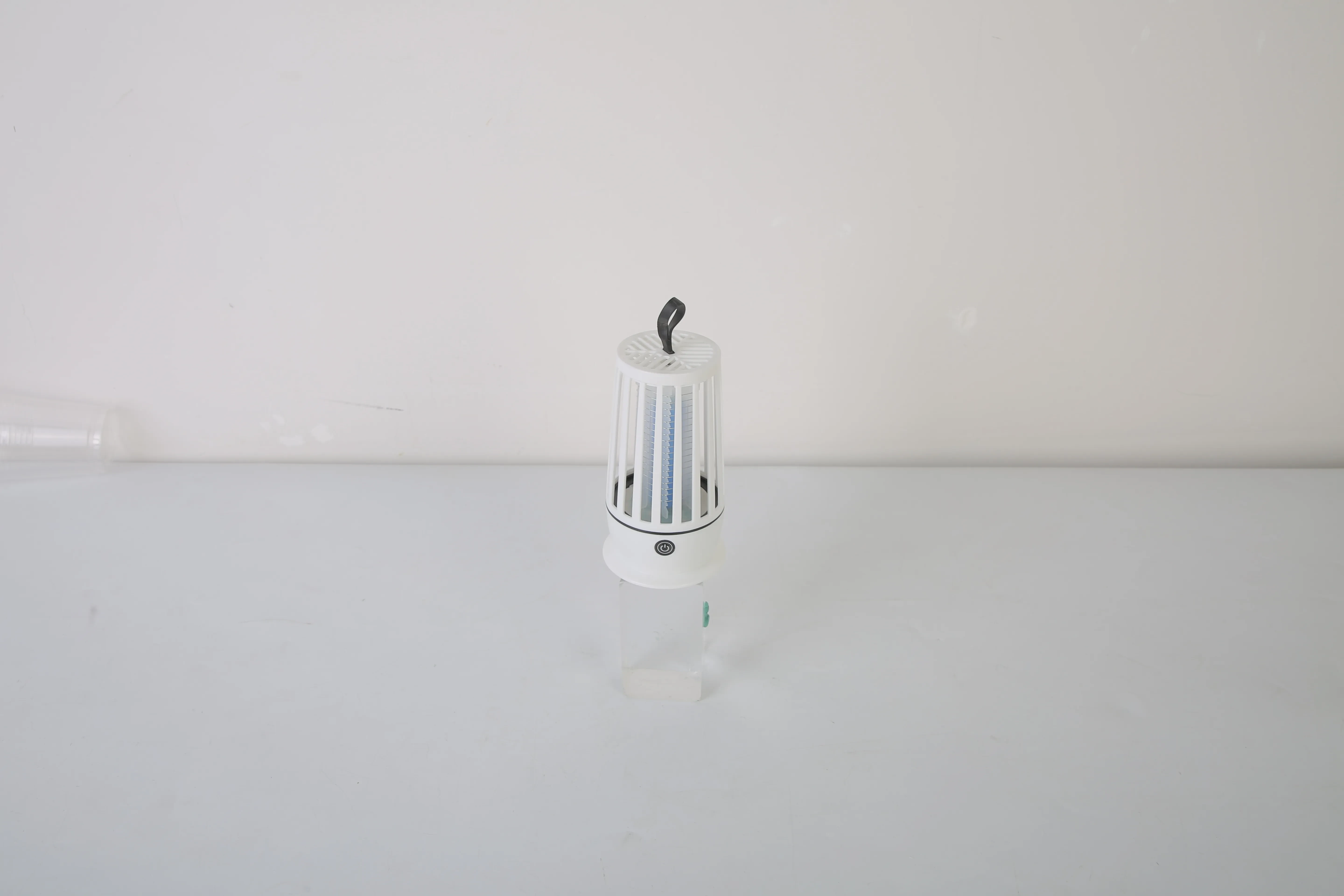 1Pc Rechargeable Mosquito Killer Lamp Bug Zapper With Night Light Strap Mosquito Catcher With Max 1615Square Feet Range UV Light For Indoor Outdoor