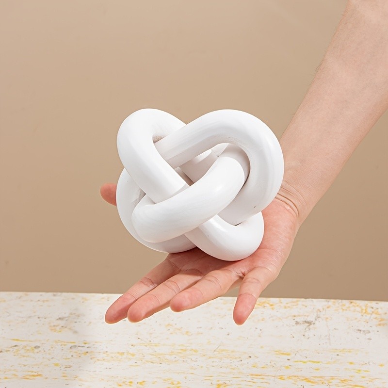 YUMIPLUS Hand-Carved Wooden Chain Sculpture  Modern Farmhouse & Boho Rustic Decor for Indoor & Outdoor Spaces