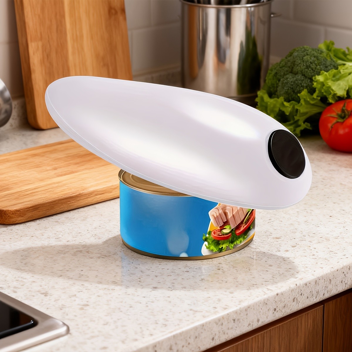 FEIYBA Compact Cordless Electric Can Opener  Smooth-Edge, Safe Auto Shut-Off Design for Easy Kitchen & Camping Use
