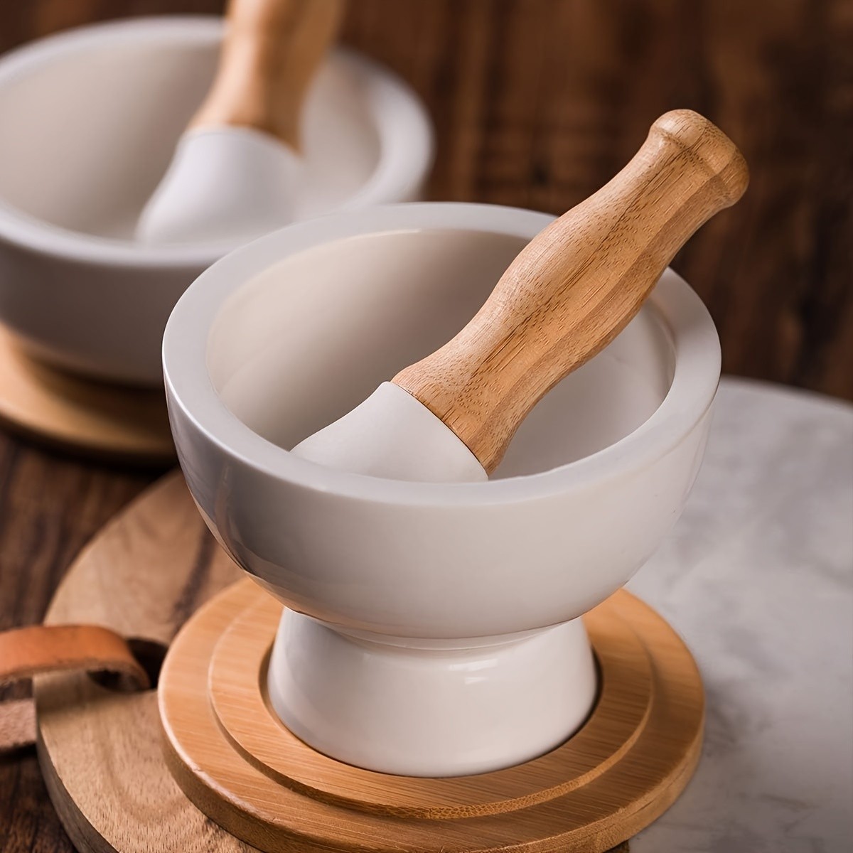 CEEFU Porcelain Mortar & Pestle with Lid  Durable Non-Slip Grinder for Spices, Herbs, Pills & Pesto