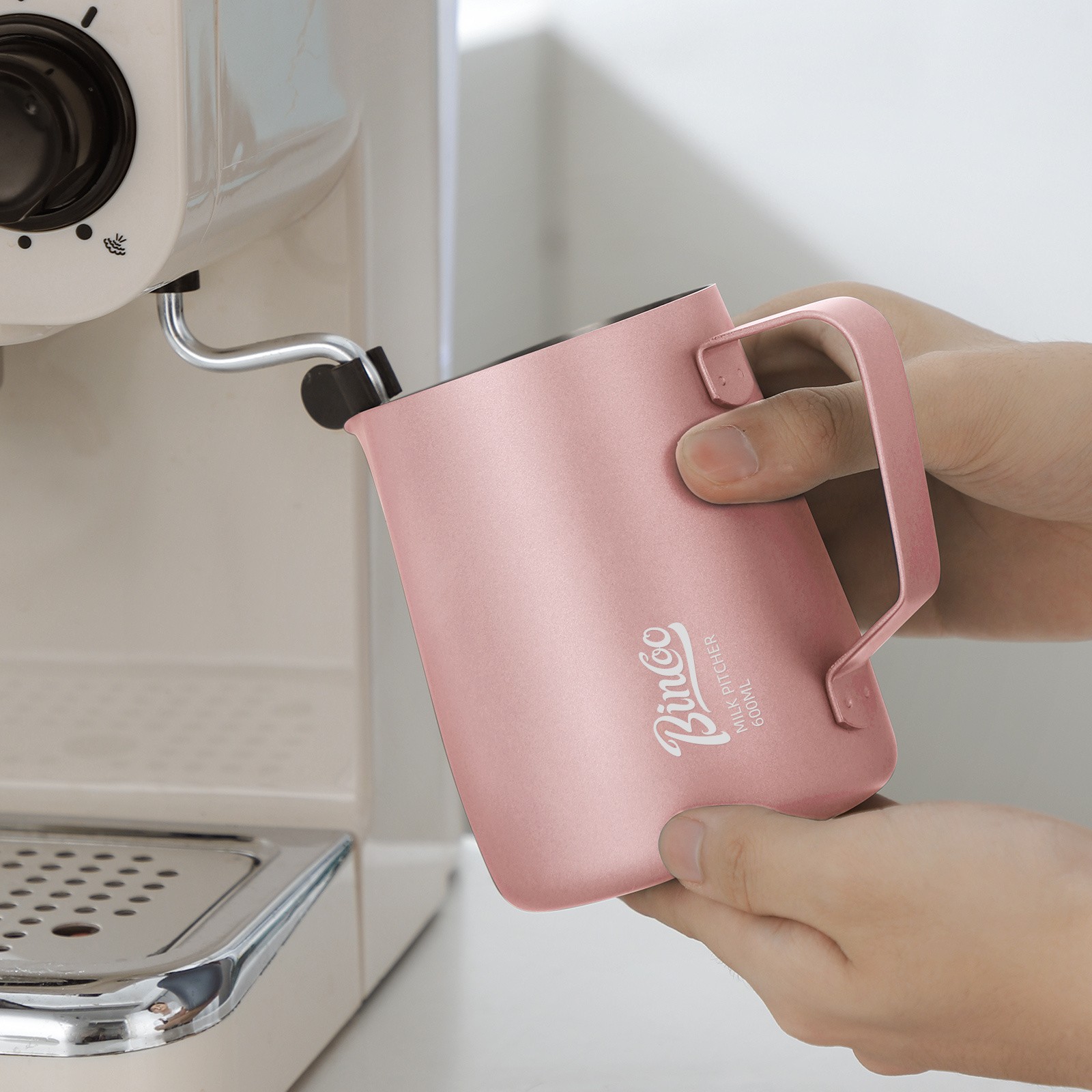 Bincoo Stainless Steel Latte Art Frothing Pitcher Set  350ml & 600ml Pointed-Spout Steam Jugs for Barista-Quality Milk Texturing