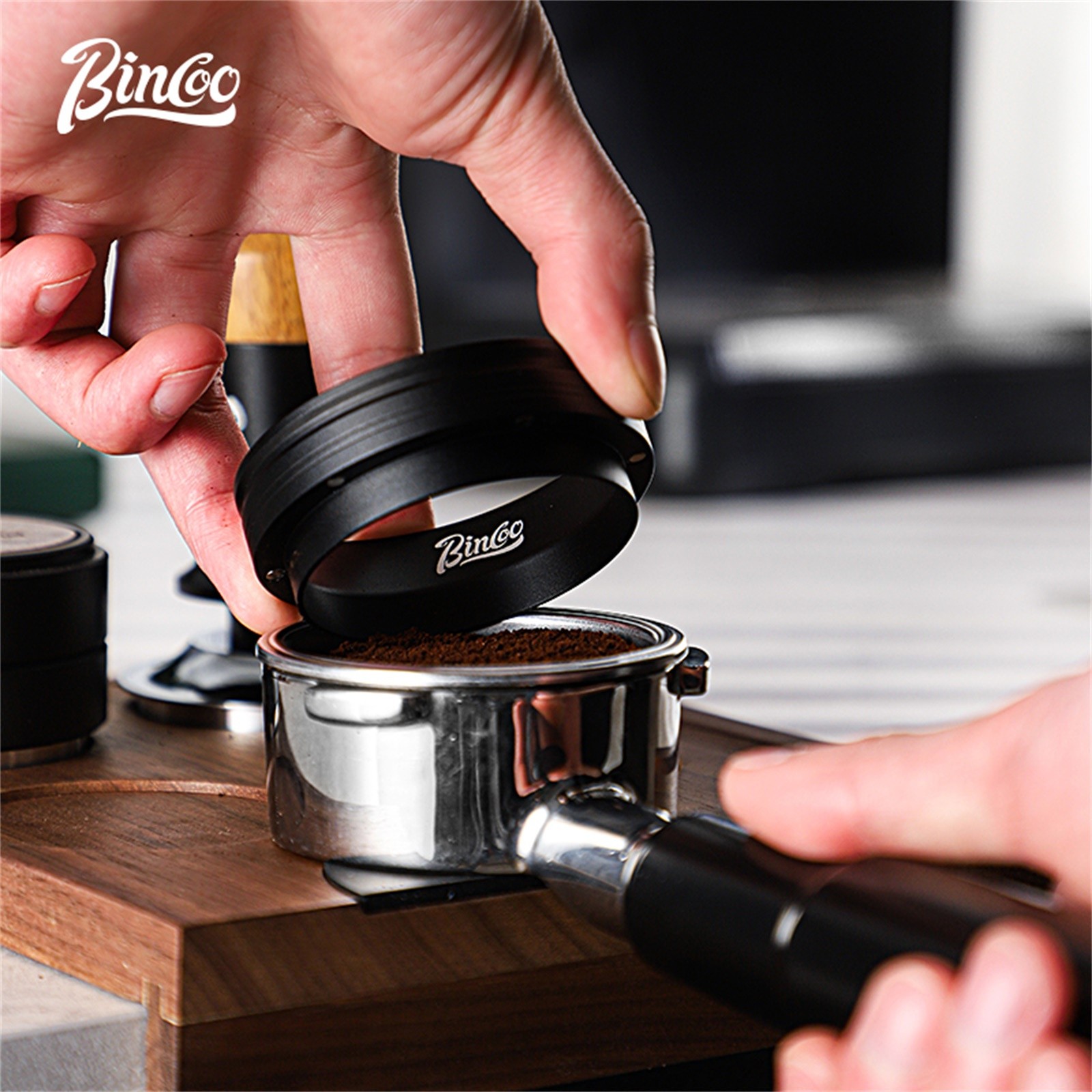 Bincoo Magnetic Espresso Dosing Funnel  Anti-Static 51mm Portafilter Ring