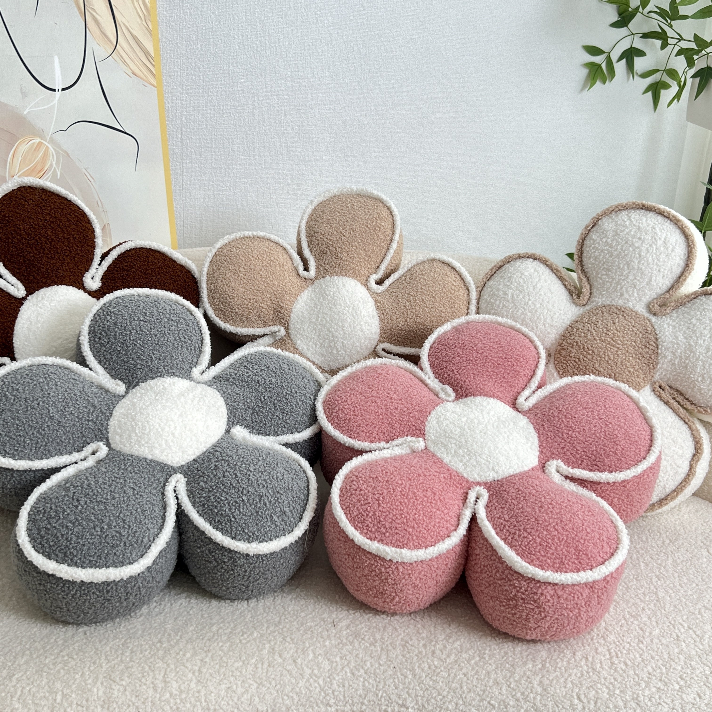 YLBKIKR Chic Geometric Flower Throw Pillow Soft and Washable Cushion for Bed and Sofa Decor