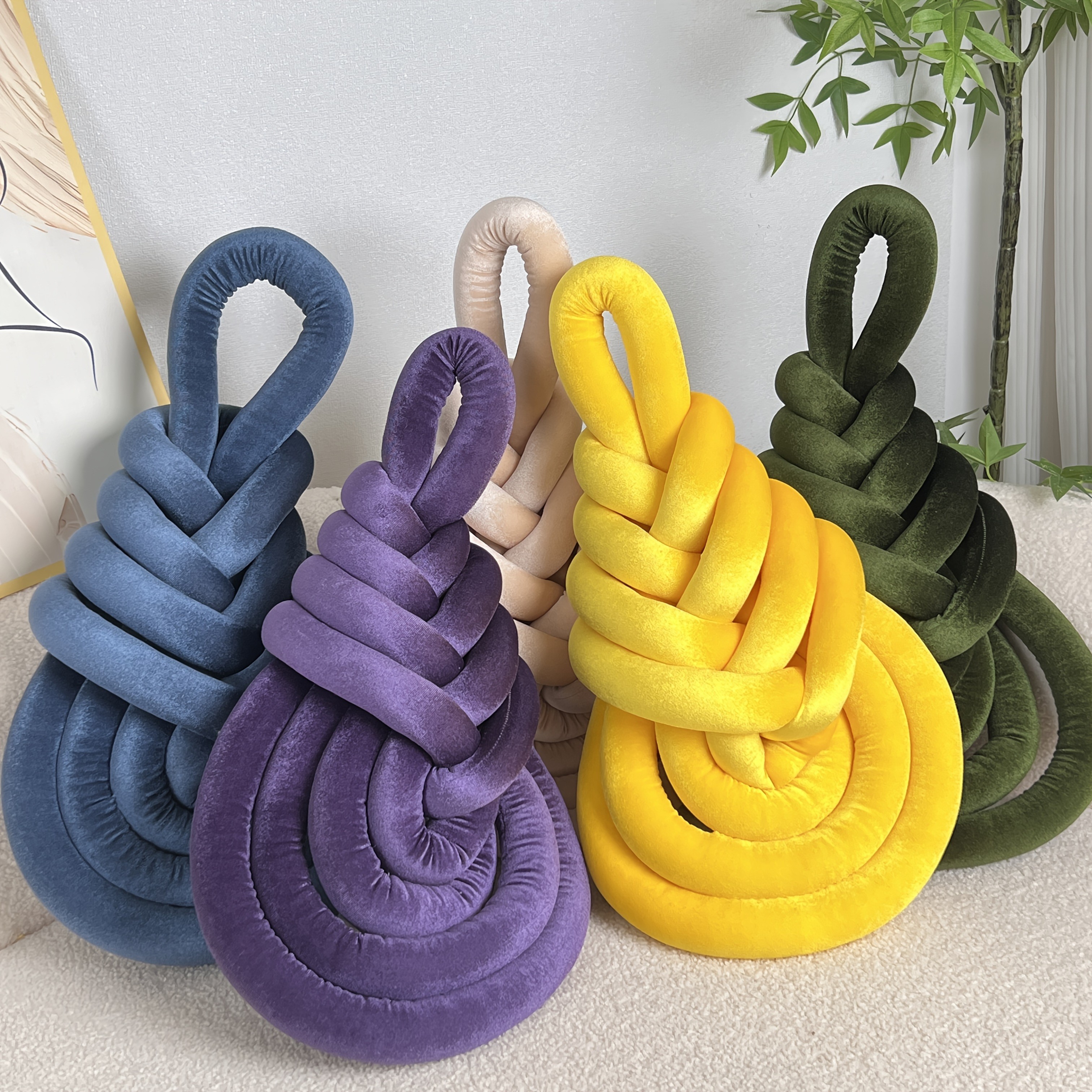 YLBKIKR Handwoven Plush Short-Hair Cushion  Luxury Decorative Accent with Knot/Teardrop/Baroque Design for Sofa, Bed, and Chair