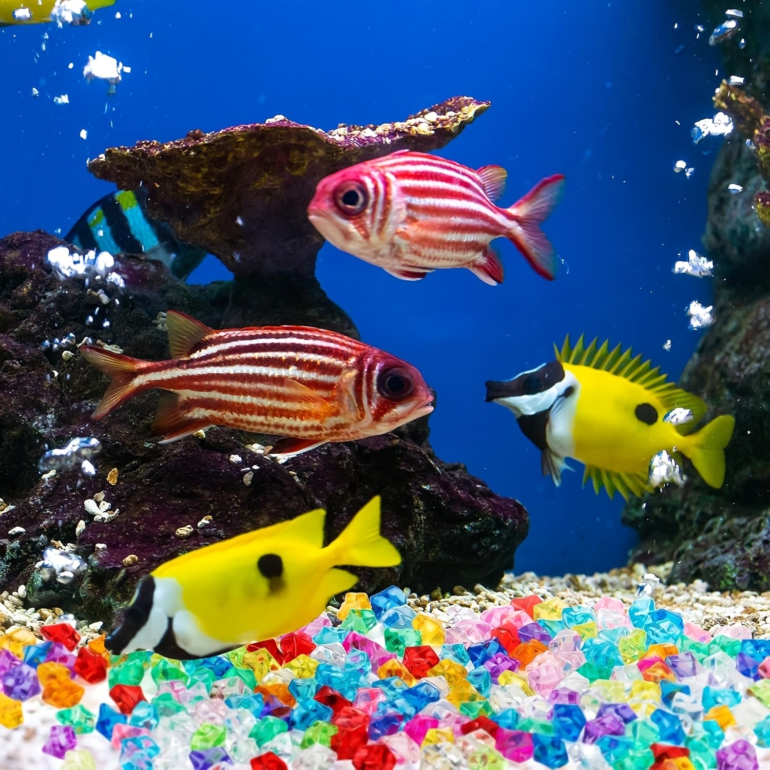 EDIFON 200pcs Fake Crushed Ice Rock Acrylic Ice Cubes