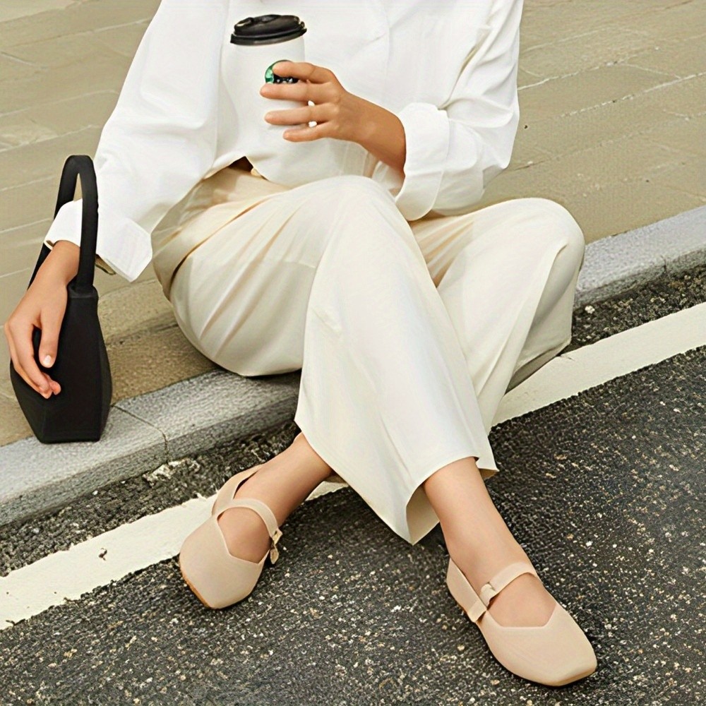 ATHLEFIT Lightweight and Airy Summer Ballet Flats for Women