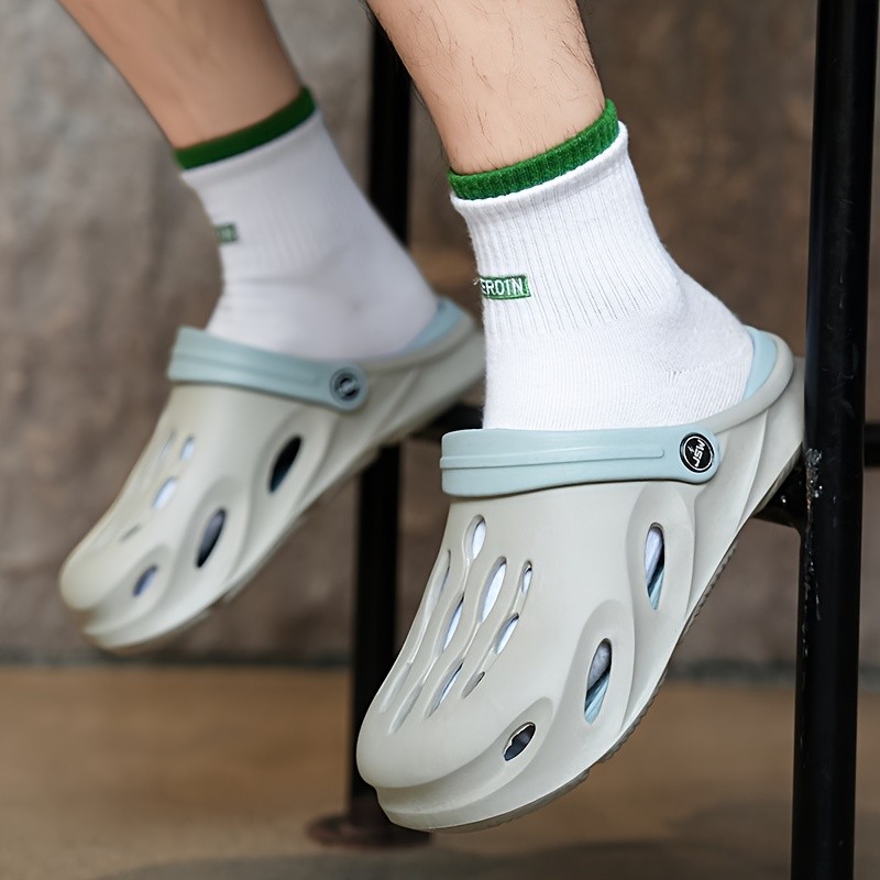 JEANSWEST New Men's Clogs