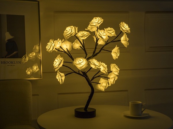 Forever Rose Tree Lamp - Light up Love