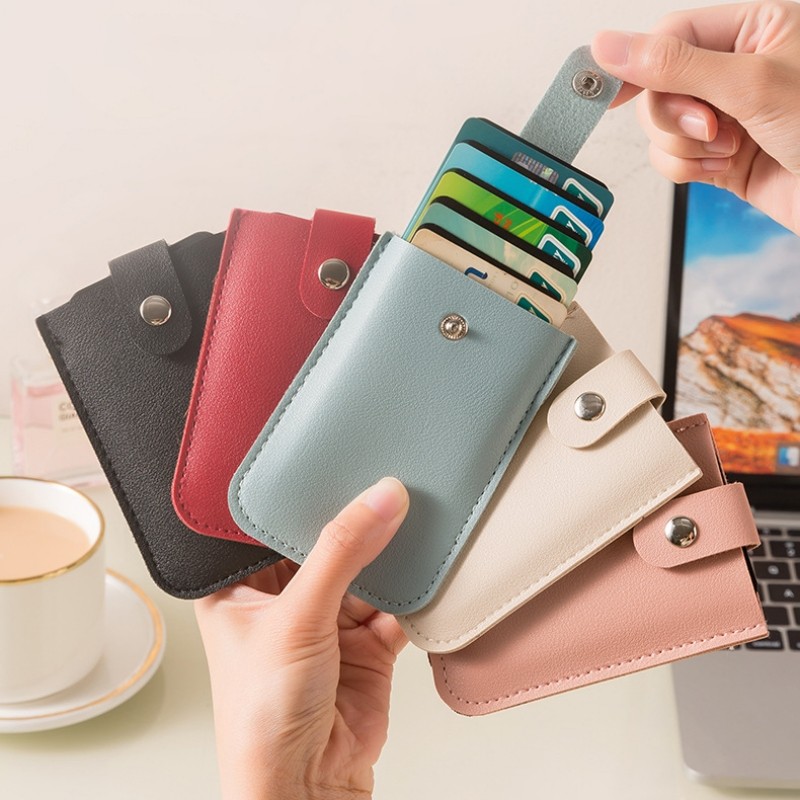 Compact Pull-Out Credit Card Holder Wallet