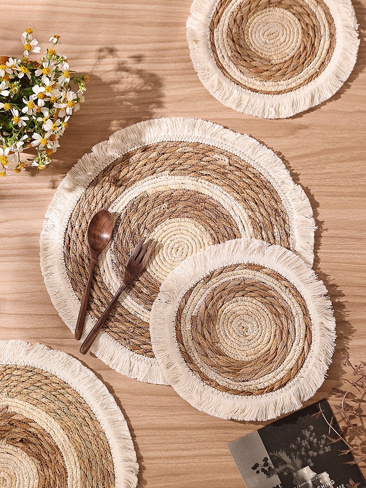 Tassel Grass Dining Table Mat