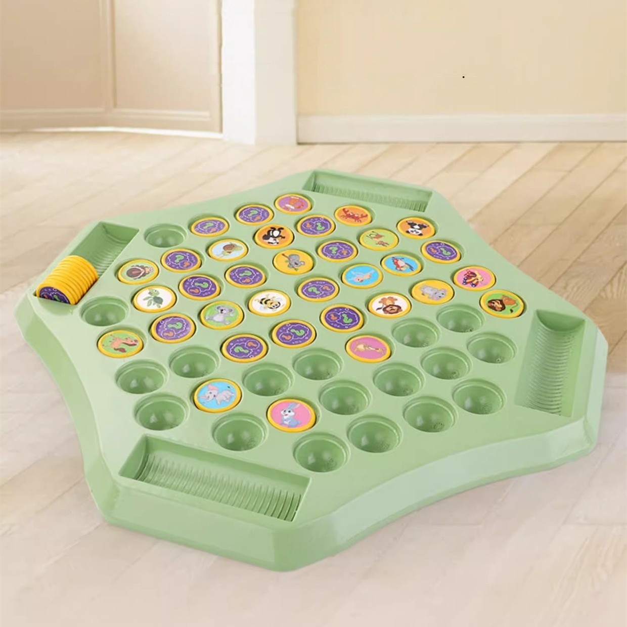 Kids Memory Reversi Chess Game  Animal & Fruit Matching Challenge for 24 Players