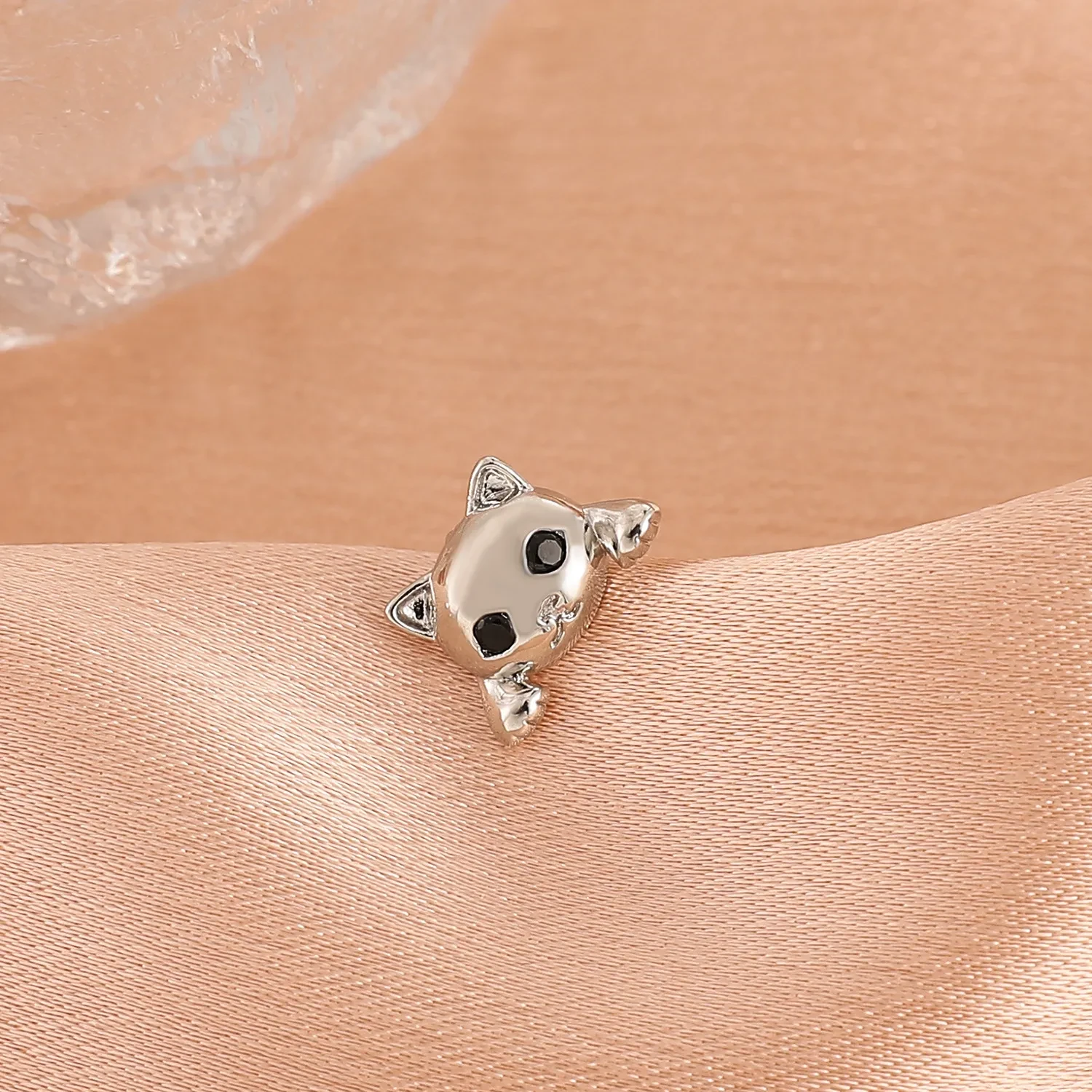 European And American Cute Cat Retro Fashion Minority Design Simple Cute Animal Earrings For Women