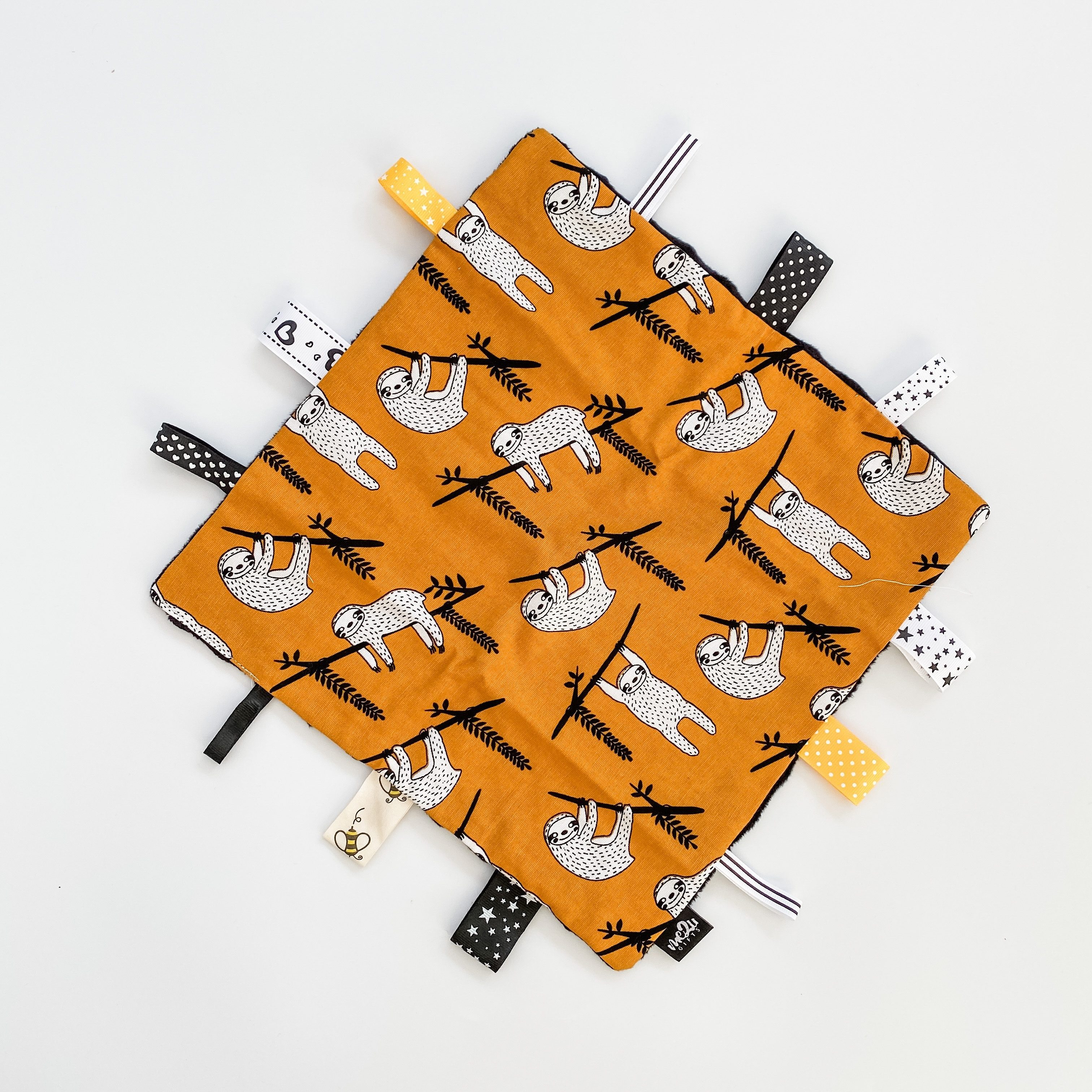 Tag-Me-Blankie | Mustard Sloth | Made in NZ