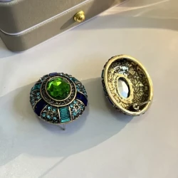 Antique Plain Gold Vintage Popular Colored Glass Rhinestone Inlaid Ear Studs