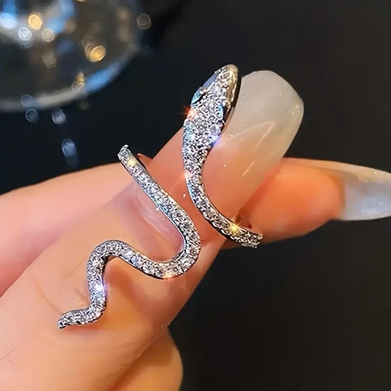 1pc Glamorous Snake Design Wrap Ring