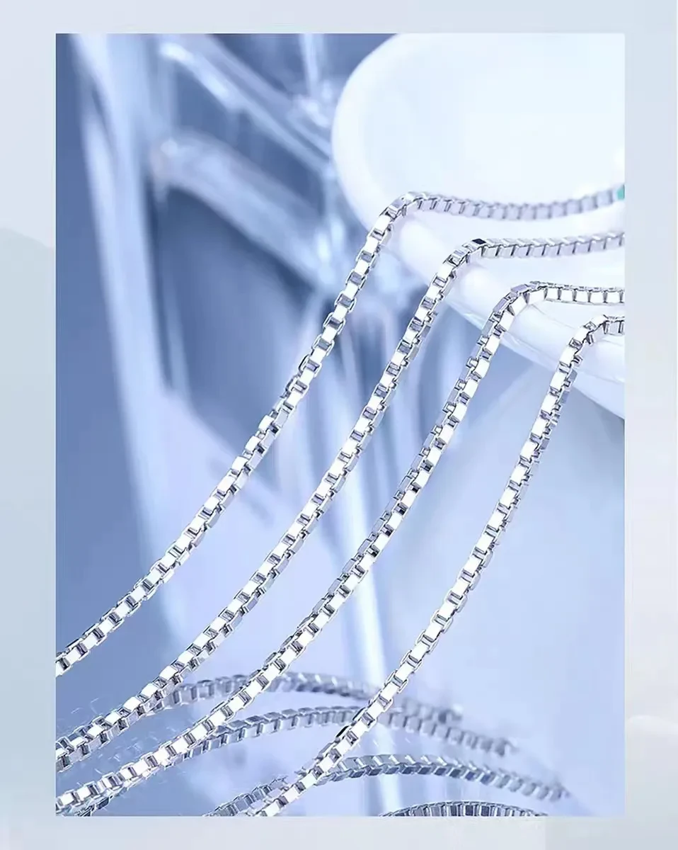 18-inch Short Square Necklace