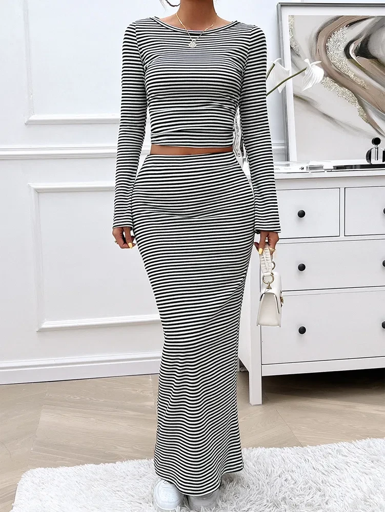 Women's Casual Contrast Color Striped Knitted Long-Sleeve Dress Set