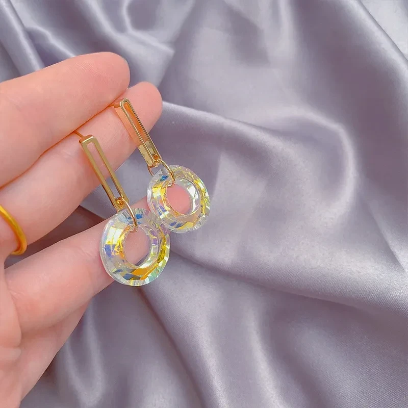 Gradient Crystal Earrings With A Sense Of Luxury