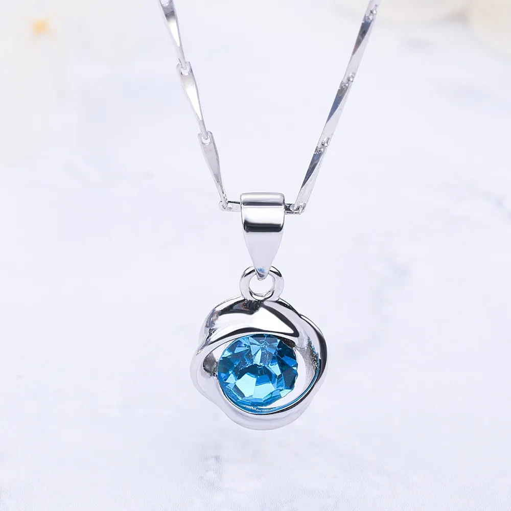 Stone Clavicle Chain Japanese And Korean Version Four-leaf Clover Rose Pendant