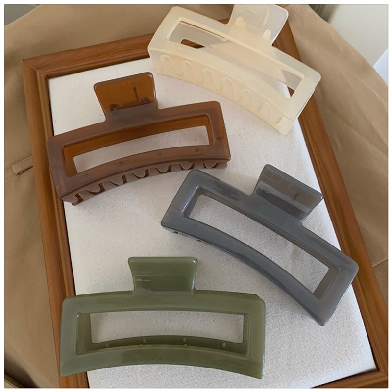 13cm Oversized Hair Clip Simple & Versatile Hair Accessory for Girls