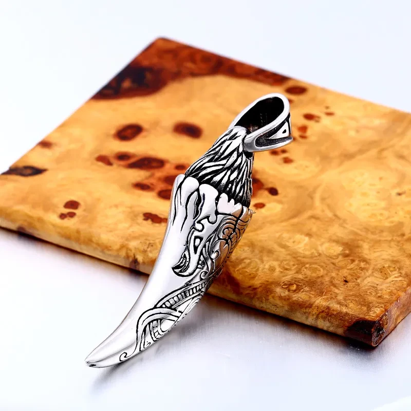 Retro Stainless Steel Wolf Tooth Pendant European And American Personalized Totem Men's Pendant Jewelry