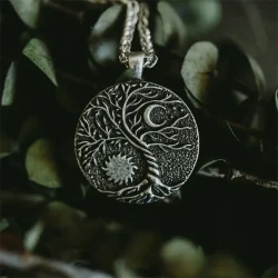 Sun Moon Delicate Pendant Necklace Lock
