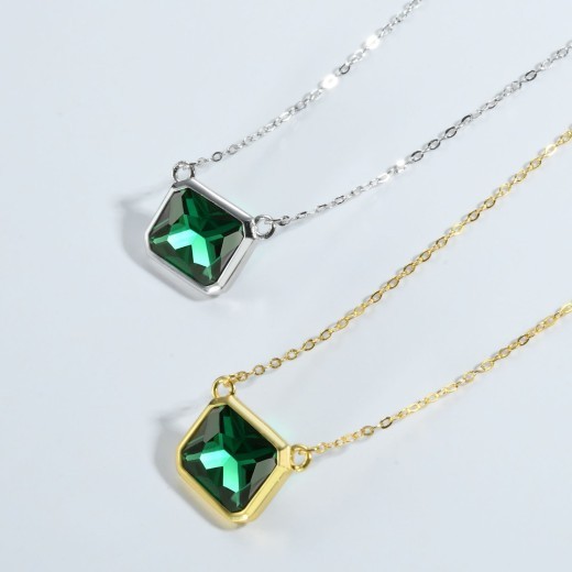 High-grade Inlaid Zircon S925 Silver Necklace Women's Crystal Pendant