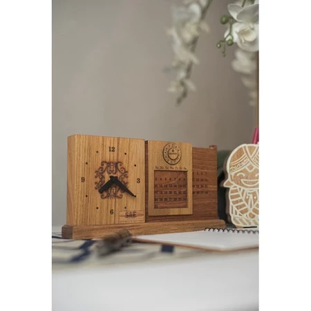 Complete Calendar Clock