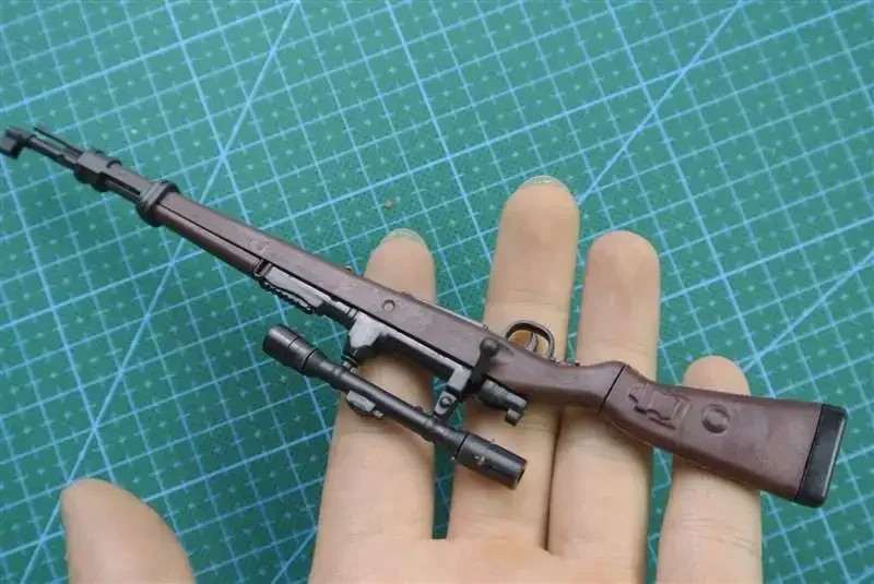 1/6 KAR 98K Mauser Rifle Gun Model Coated Plastic Military Model Accessories for 12