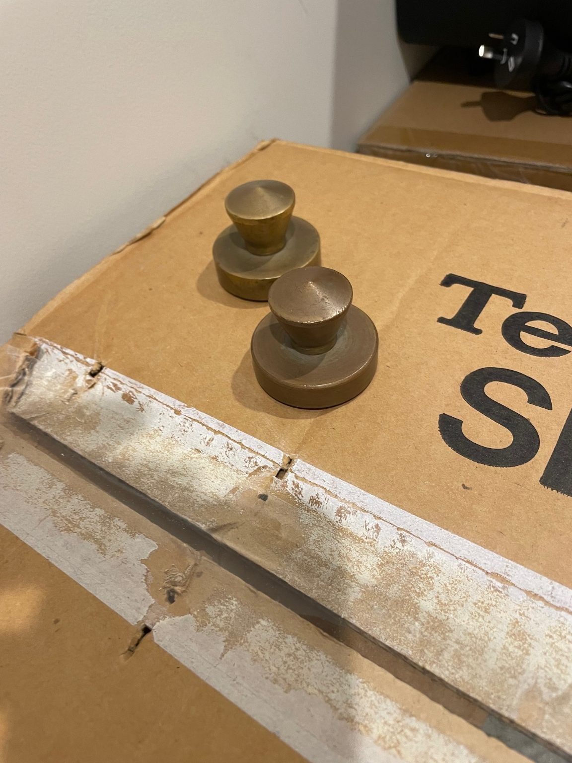 VINTAGE 45rpm ADAPTORS EX-RADIO NEW ZEALAND -HEAVY! ((SOLID BRASS))