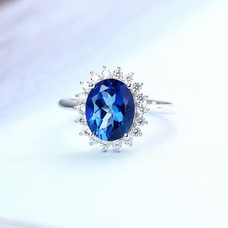 Elegant Princess Kate Blue Gem Ring