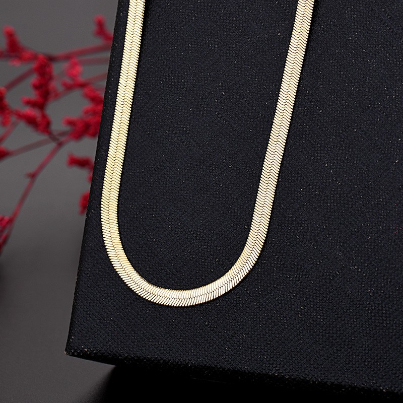 18K Gold Blade Chain Necklace