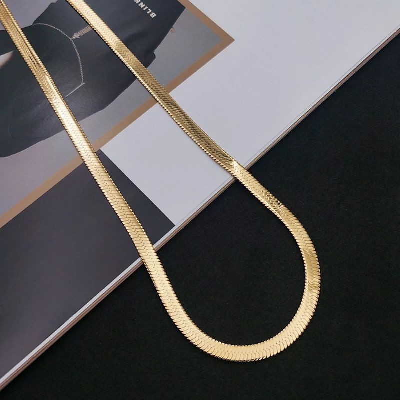 18K Gold Blade Chain Necklace