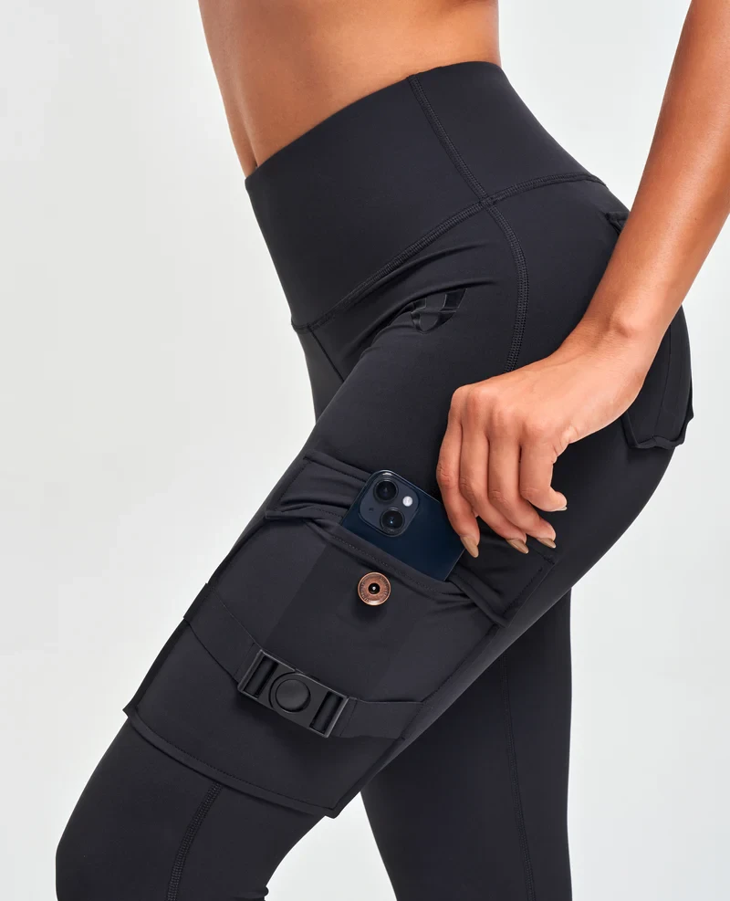 CARGO FITNESS LEGGINGS - BLACK