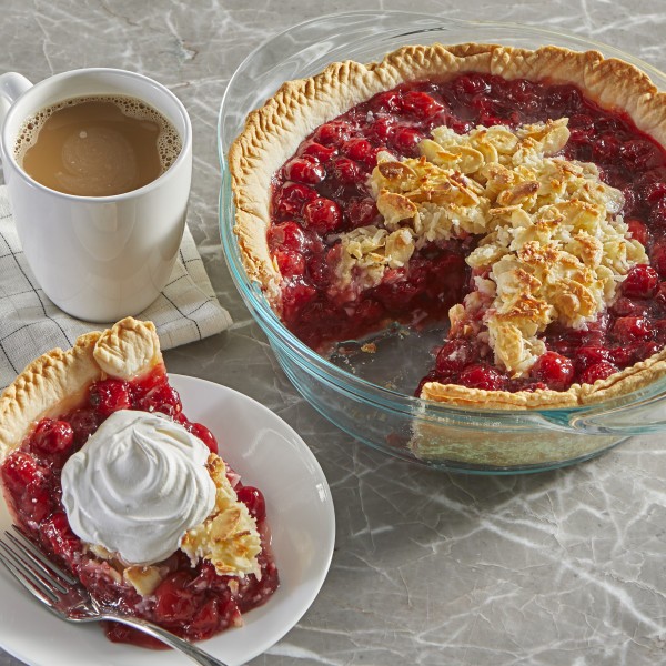 Deep Round Baking Dish 2.46L - Pyrex