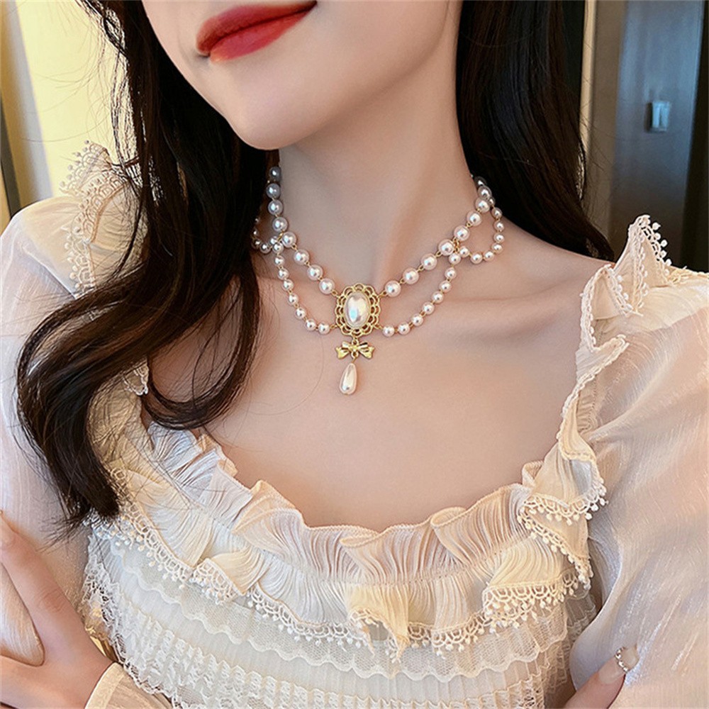 Elegant White Pearl Heart Necklace