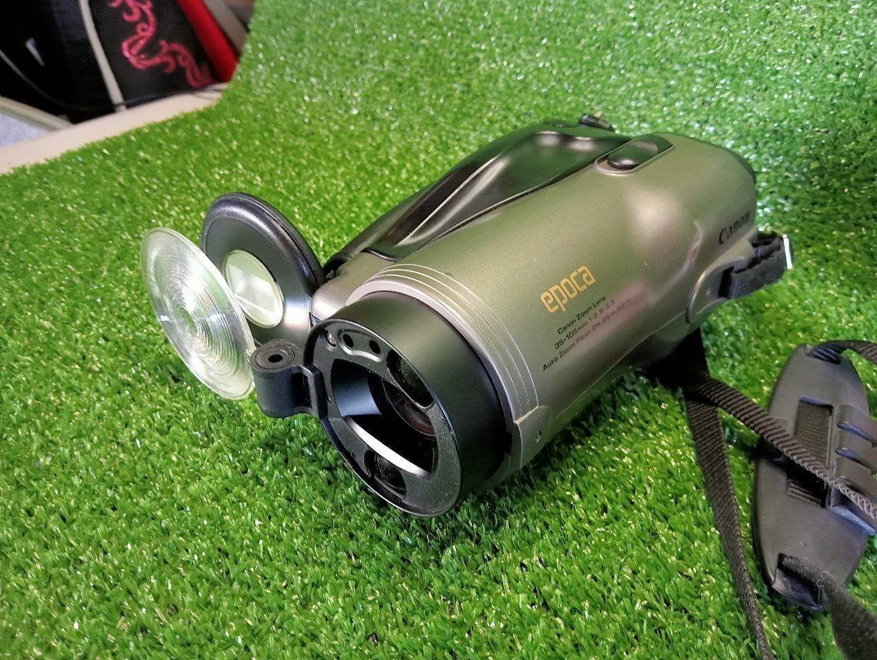 Canon Epoca 35mm Point & Shoot Film Camera w/ Manual, Working