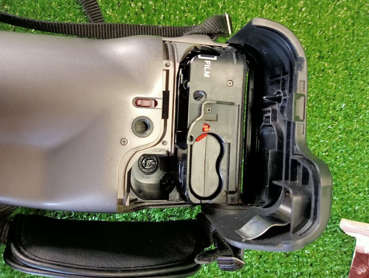 Canon Epoca 35mm Point & Shoot Film Camera w/ Manual, Working