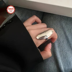 Elegant 925 Sterling Silver Ring for Women - Geometric Curved Surface, Smooth Finish, Unique Hip-Hop Open Ring, Perfect for Daily Wear & Gift-Giving