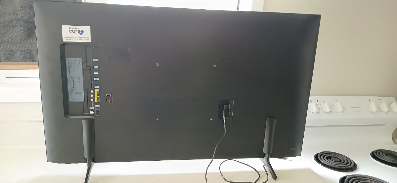 Samsung 43in 4K UHD Smart TV