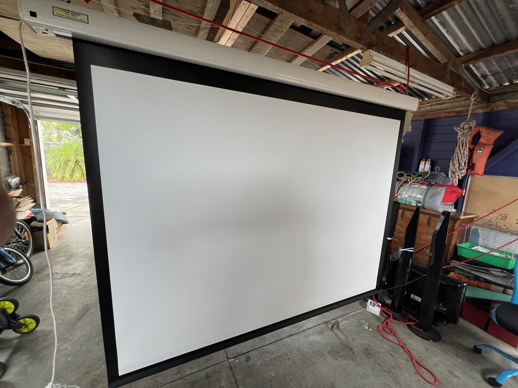 Motorized Projector Screen 100inch