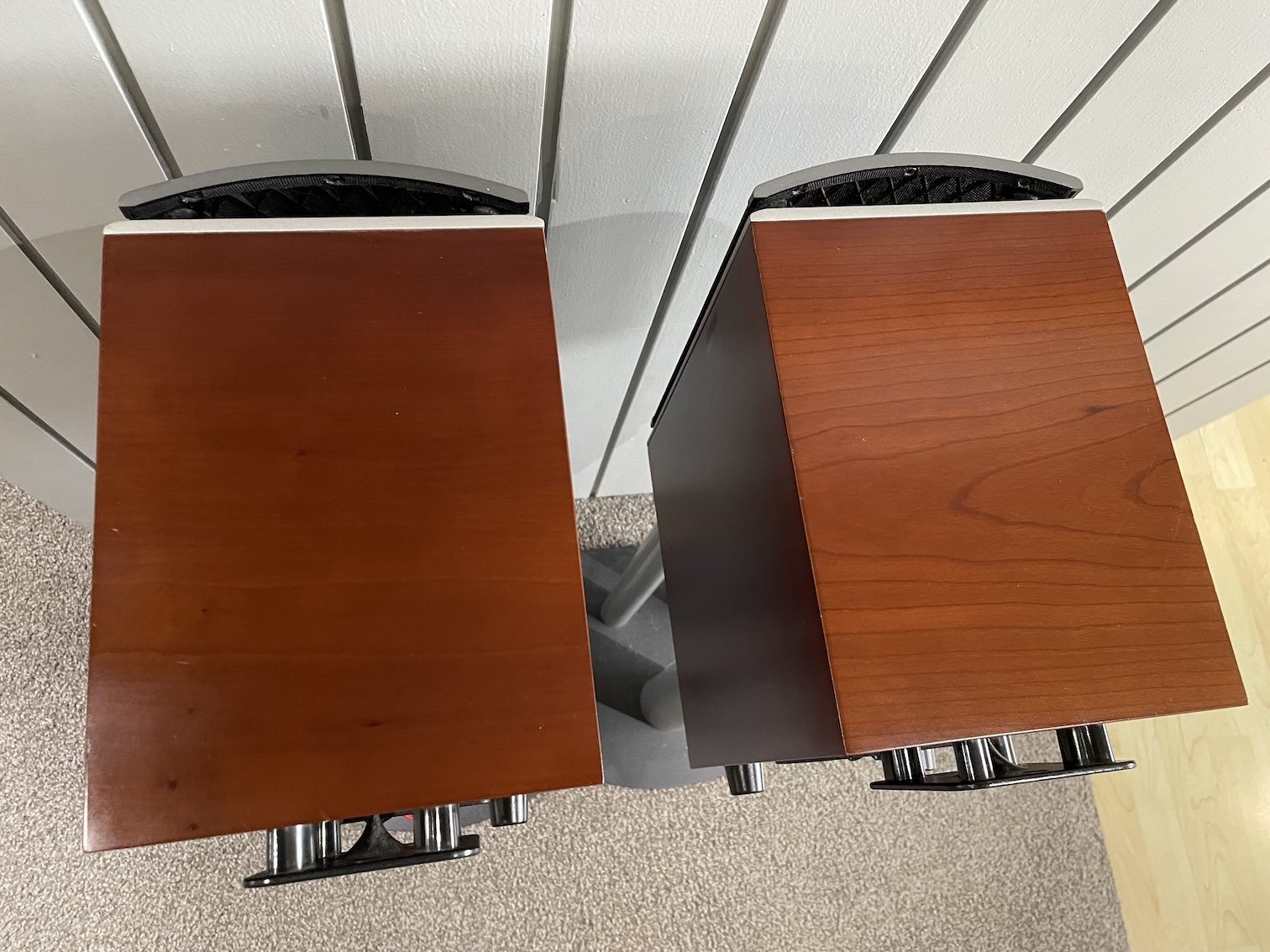 Polk Audio RTi4 Bookshelf speakers